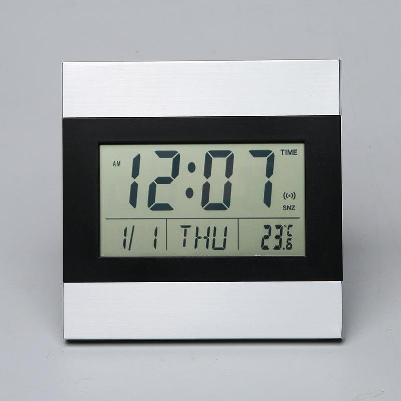

Простые алюминиевые часы Большой экран Электронные часы Цифровые часы Многофункциональные бесшумные электронные часы-будильник с температурой