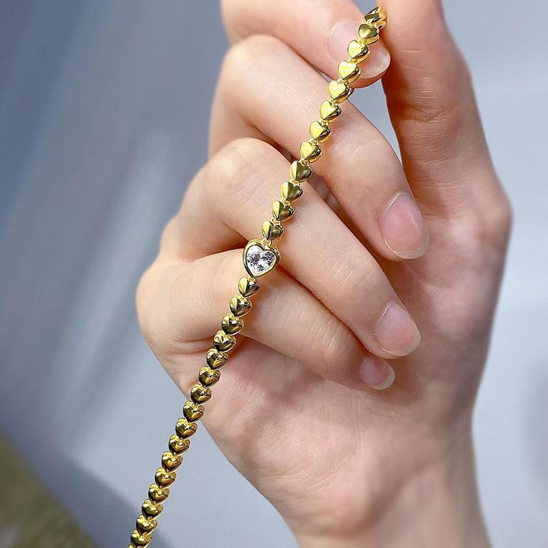 Zhuo Zhifan S925 Silver Heart-Shaped Bracelet with Gold Plating - Niche Fashion Design for Women
