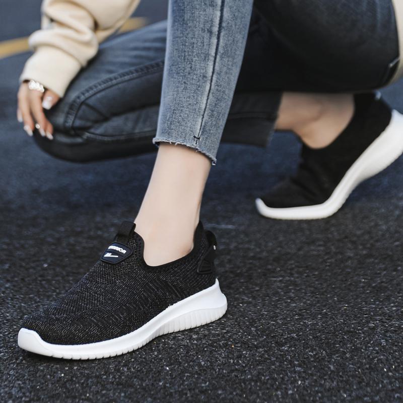 Warrior Slip-On Soft Sole Comfortable Breathable Low-Top Casual Shoes Women sneaker Black WXY(JS)-083604