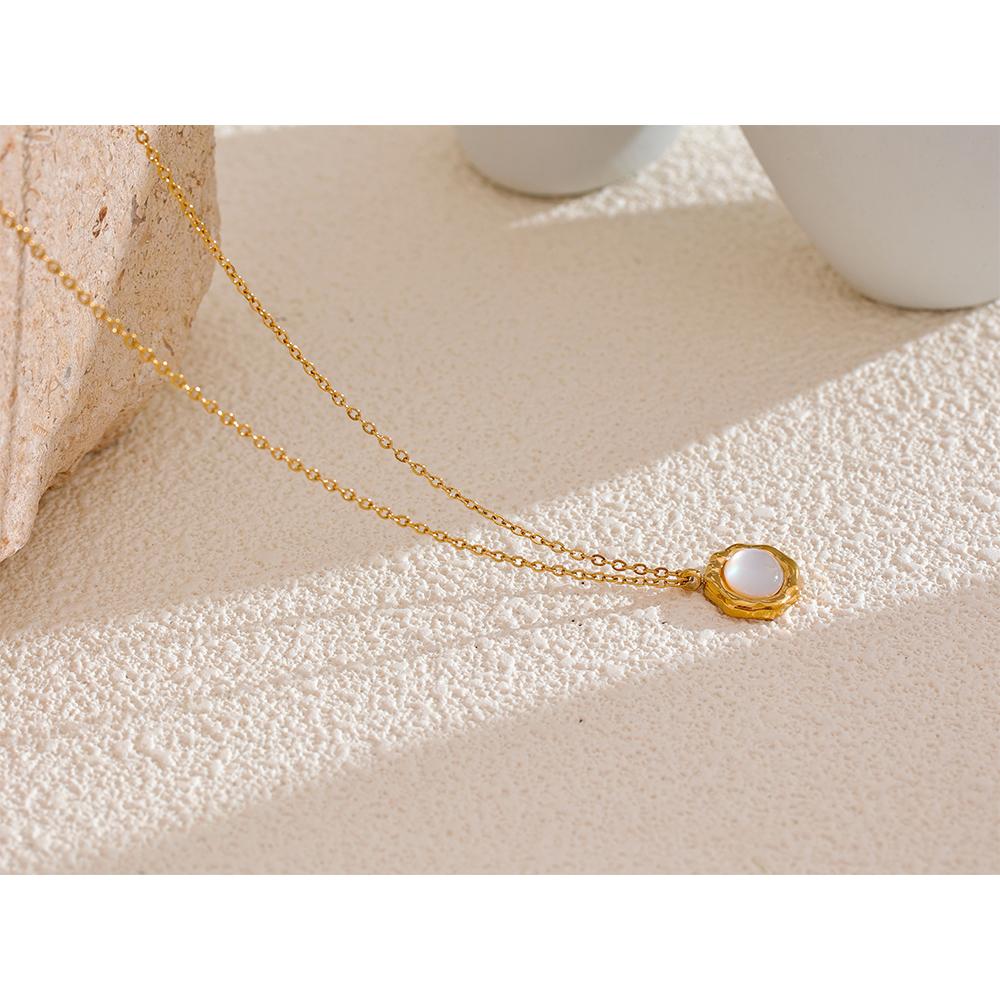Yhpup Fashion Natural Shell Round Chic Pendant Necklace Waterproof Stainless Steel Golden High Quality Jewelry Accessories
