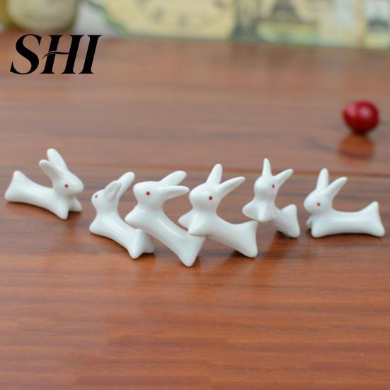 Chopsticks Stand Storage Rack Reused Beautiful Food Grade Rounded Corners Stable Kitchen Gadgets Anti-dirty White Ceramic Little Rabbit Chopstick Rest