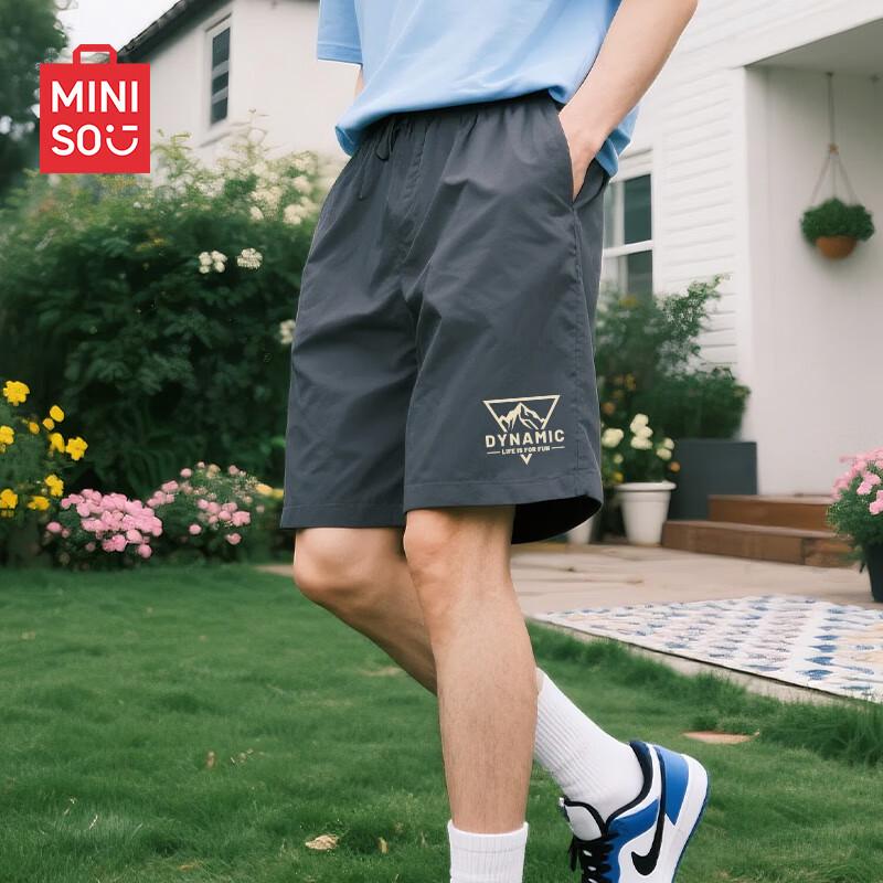 MINISO Men s Oversized Summer Cargo Shorts L