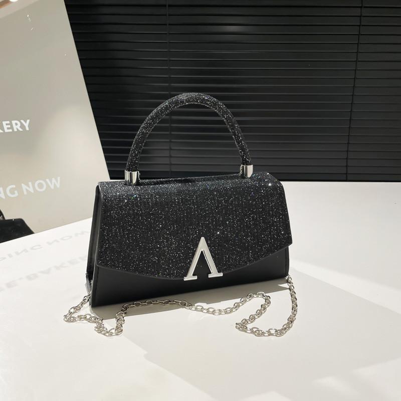 Letter Fashionable V Decoration With Glossy Material Women Chain Crossbody Bag