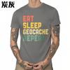 Unisex T-Shirt Atmungsaktiv Für ihn Rundhals-T-Shirt Neues T-Shirt Tragen Essen Schlafen Geocaching Wiederholen Trendiges Jungen-T-Shirt Trendiges T-Shirt