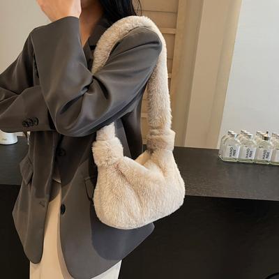 New Fashion Trend Women's Plush Messenger Bag Cute Portable Shoulder Bag Can Hold Mobile Phones