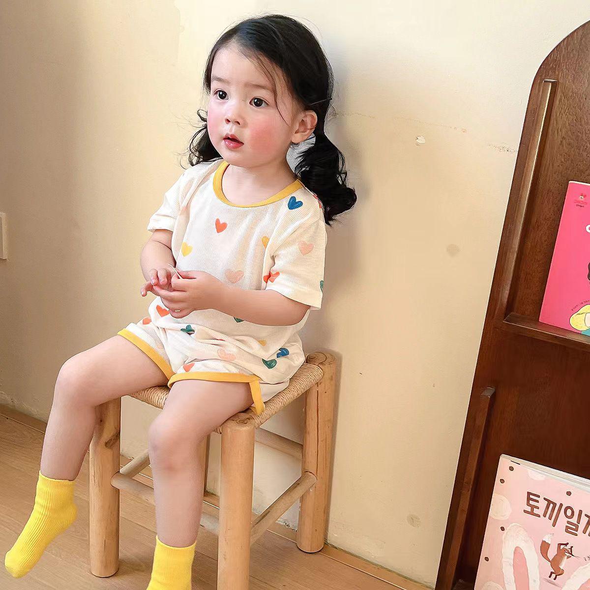 

Летняя детская пижама из ледяного шелка - с коротким рукавом и свободного кроя для мальчиков и девочек 130cm