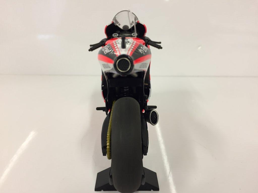 Minichamps Scale Ducati Desmosedici GP 2011 MotoGP Rossi 1/12 11.1 #46 V.
