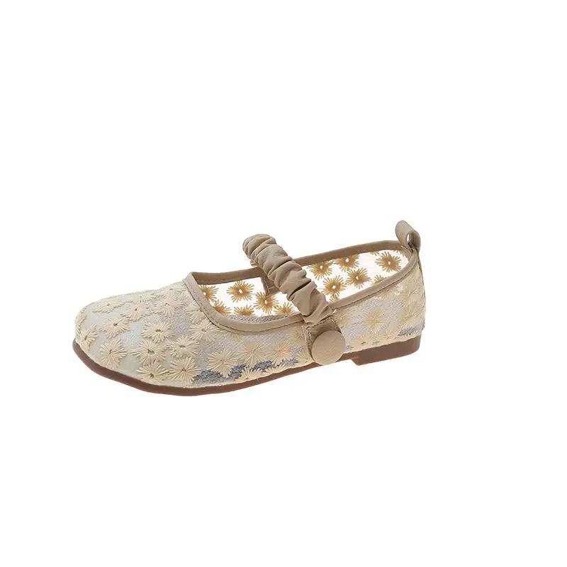 

Fashion Flowers Low Heel Elegant Mesh Off White Shoes for Women Cute 2025 Trend Vacation Chic Point Shoe Social On Sale Y2k Woman Flats 40