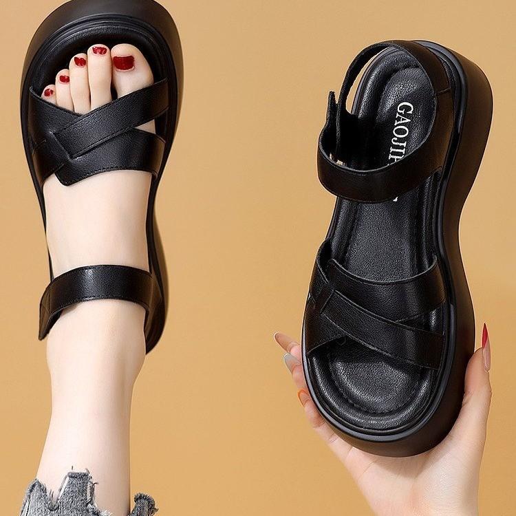 Summer New Outer Wear Casual Versatile Light Non-slip Shoes Platform Sandals Women's Word with Beach Shoes