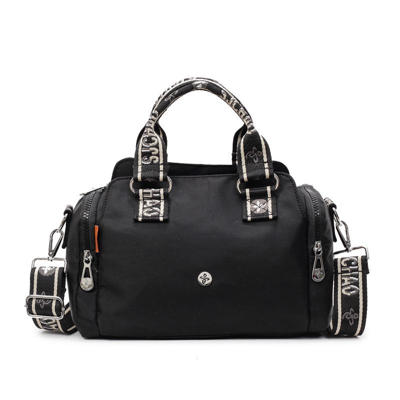 Daily travel simple versatile wide shoulder strap commuter bag women's new lightweight large capacity shoulder messenger bag
