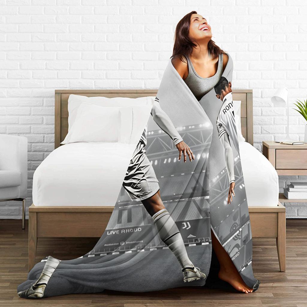 Dynamic Soccer Player Blanket CR7 Warm Pattern Plush Bedding Throws For Child Home Decor Flannel Bedspread Bed Cover