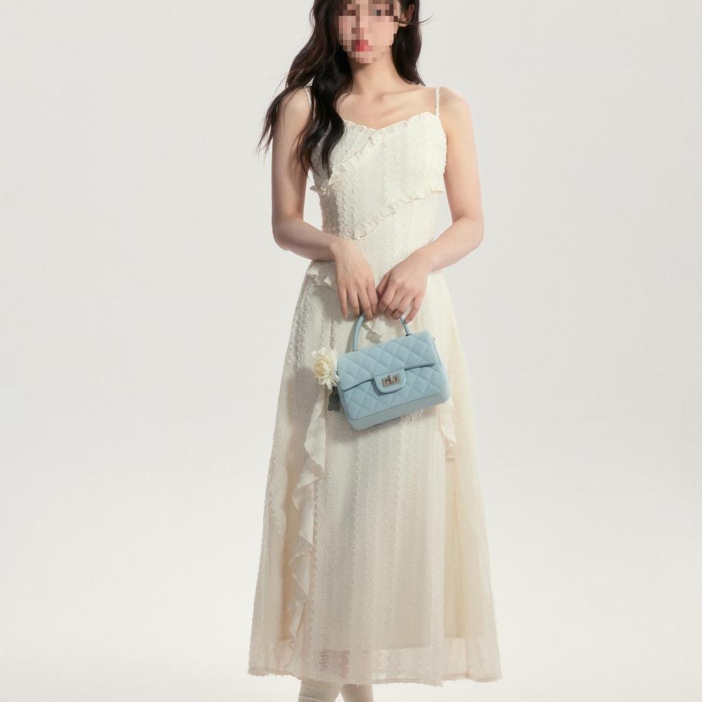 Langes, französisches Trägerkleid in Wildbeeren-Optik, frühlingshafter koreanischer Stil, tailliertes Design, figurschmeichelnd, elegant für Damen