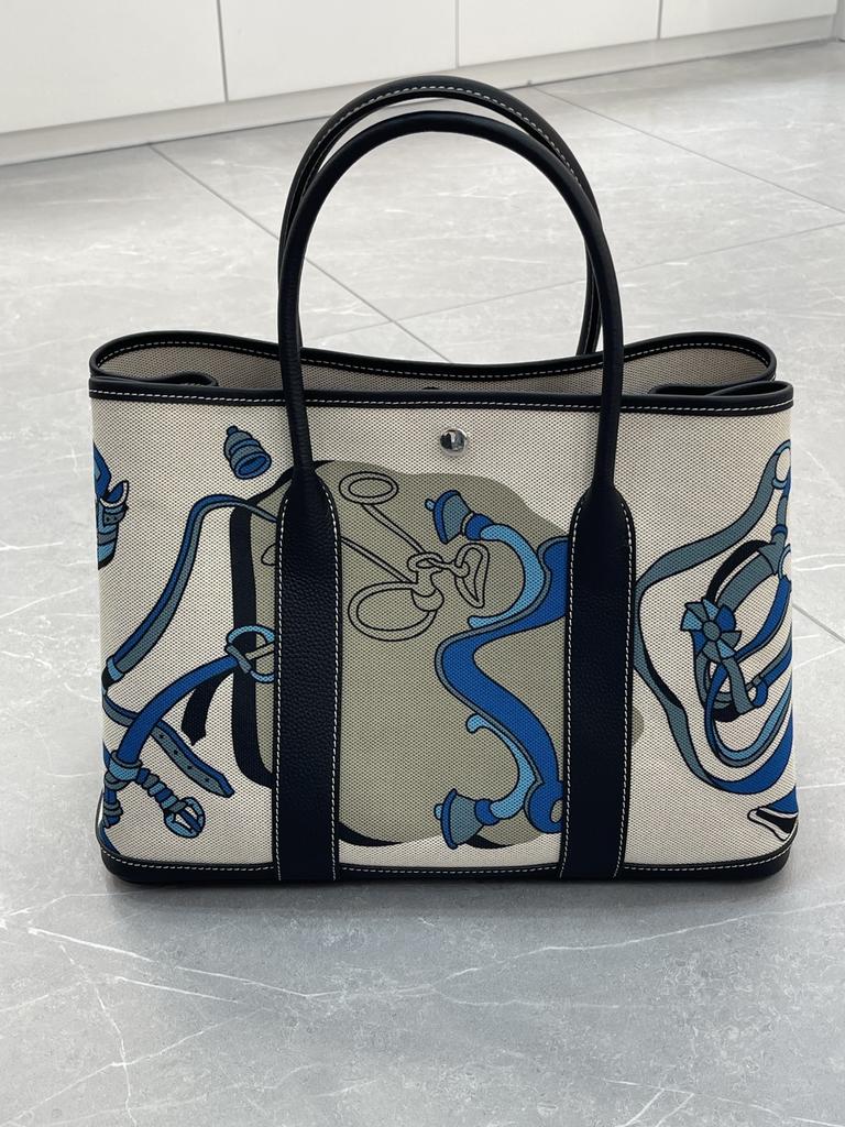 2025 Canvas With Top Layer Cowhide Women's Bag Garden Handbag Large Capacity Leather Contrasting Single Shoulder Tote