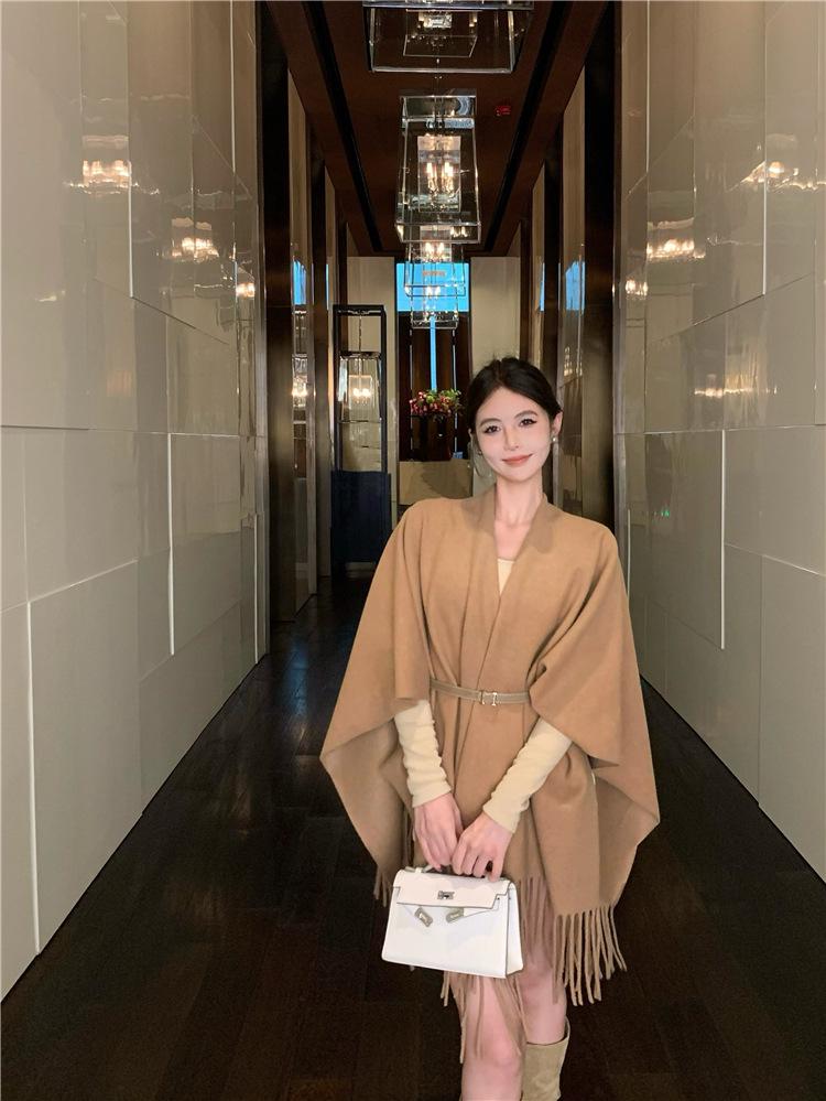 Korean High-End Tassel Knit Scarf Shawl - Autumn/Winter Versatile Style