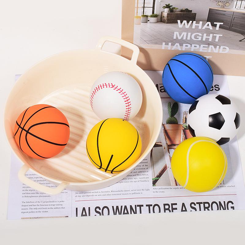 6cm High-Elastic, Bite-Resistant Rubber Basketball Teething Toy for Medium-Large Dogs