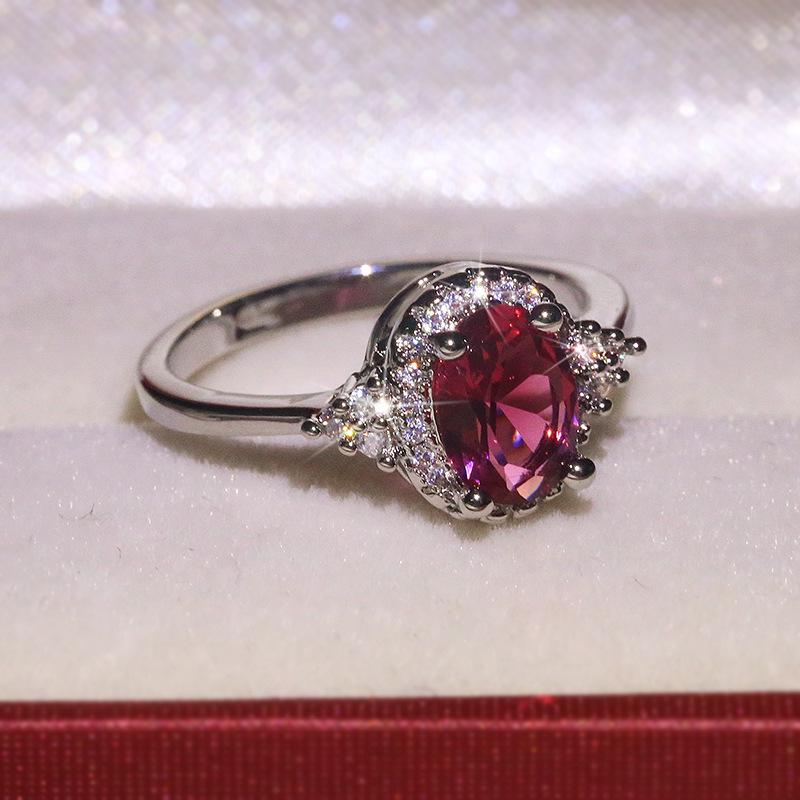 New Arrival: Red Zircon Two-Color Ring - European and American Fashion Bestseller