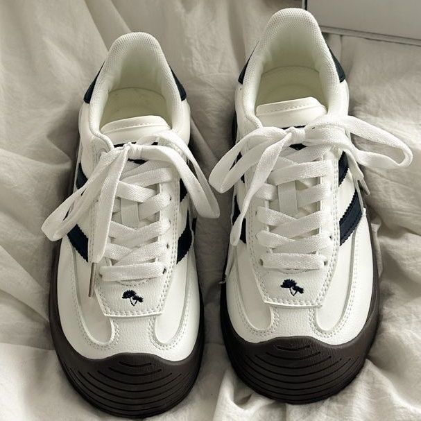 Original niche retro women's autumn new breathable little white shoes versatile casual board shoes tide