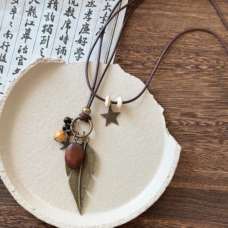 Elegant Geometric Resin Ring Necklace: Chic Long Chain for Women