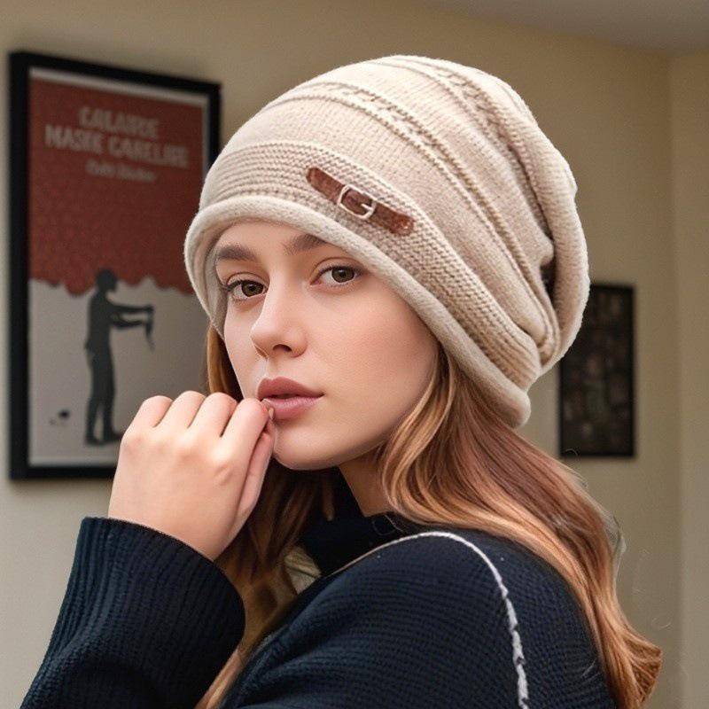 European & American Versatile Winter Knit Hat – Fashionable, Stylish, and Face-Slimming; Thick, Loose Woolen Hat for Women.