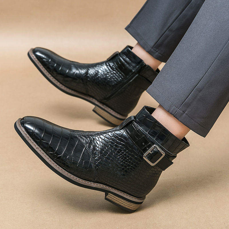 2024 Vintage Black Chelsea Boots Men High-quality Leather Personality Men Boots Dress Pointed toe Men's Ankle Boots botas hombre