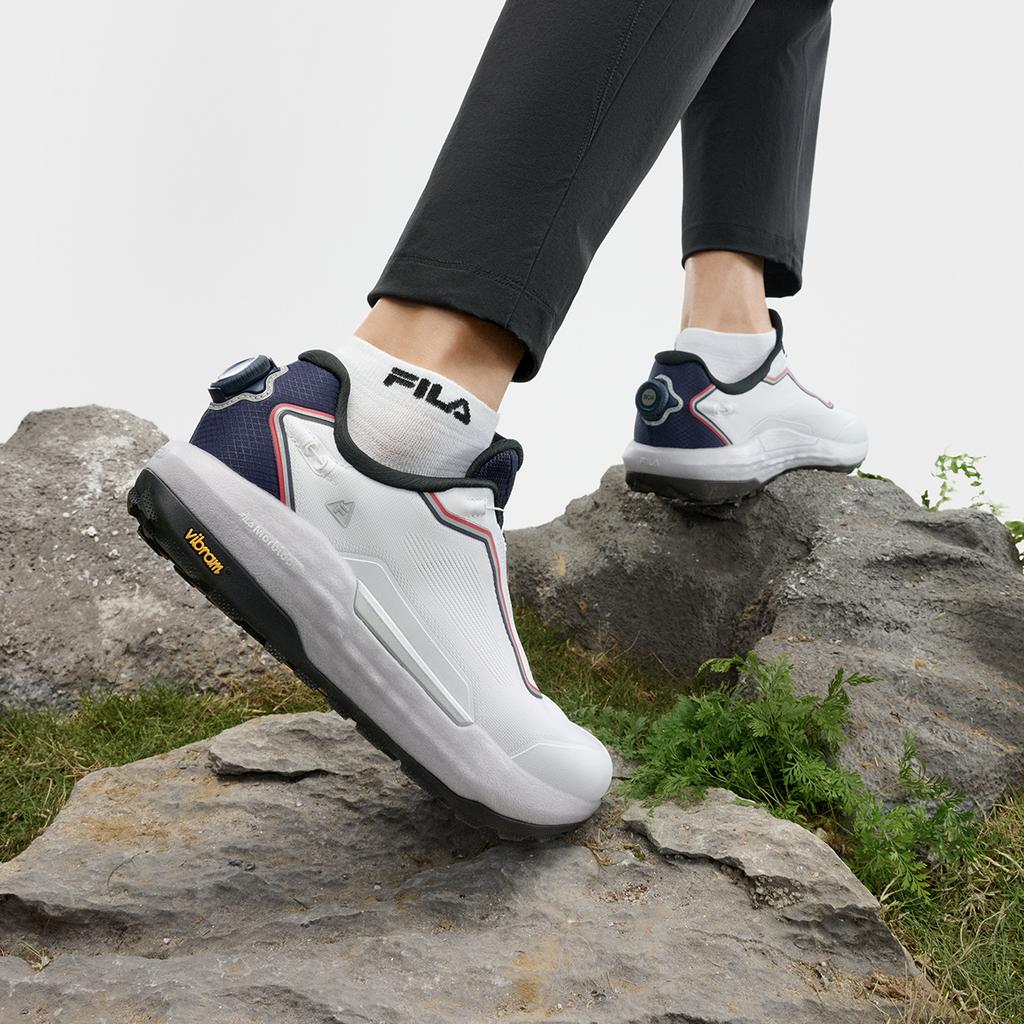 FILA Boa Explorer 2 Comfortable Versatile Low-Top Outdoor Shoes Men sneaker White Blue A12M421205FWB