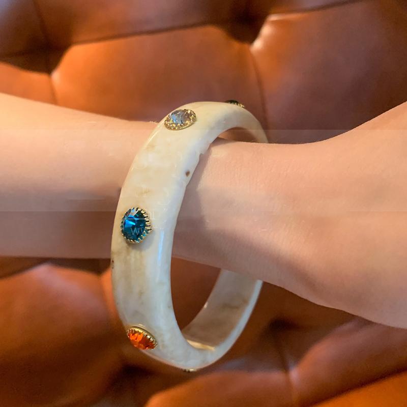 

Преувеличенные широкие браслеты-манжеты из смолы и жемчуга в виде ракушек, винтажный геометрический круглый браслет-манжета для женщин и мужчин, ювелирное украшение в подарок