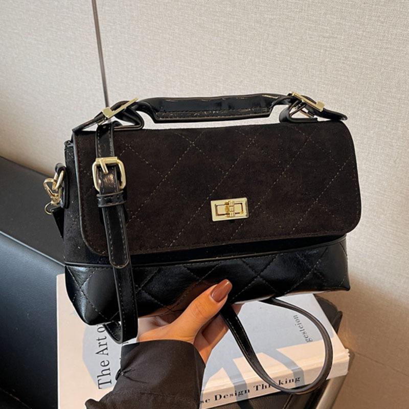 

Frosted retro bag women s autumn and winter new casual diamond messenger bag versatile portable small square bag чёрный