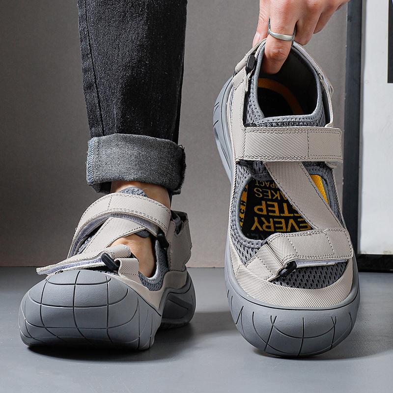 Fashion Trendy Outdoor Slides Sandals Lightweight Air Cushion Beach Shoes Unisex Water-Friendly Design Adjustable Straps Non-Slip Sole