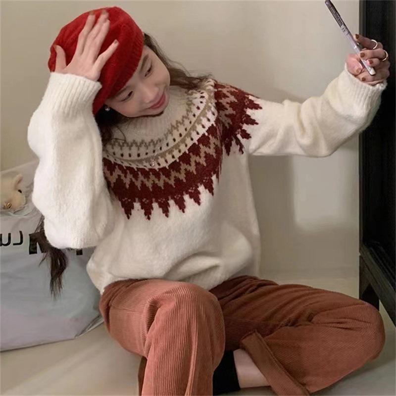 Gentle wind pullover sweater women's loose autumn and winter wear autumn and winter new retro knitted crew neck top