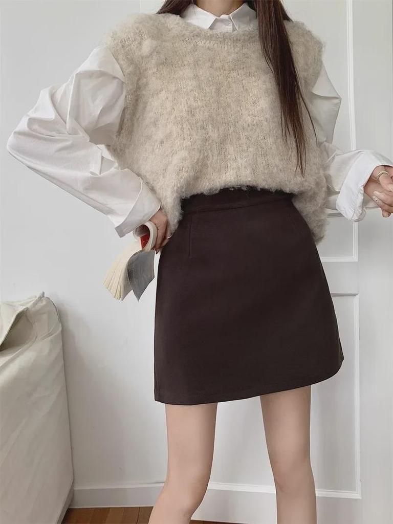 2023 New Korean Style High-Waist Black Woolen A-Line Skirt for Petite Women