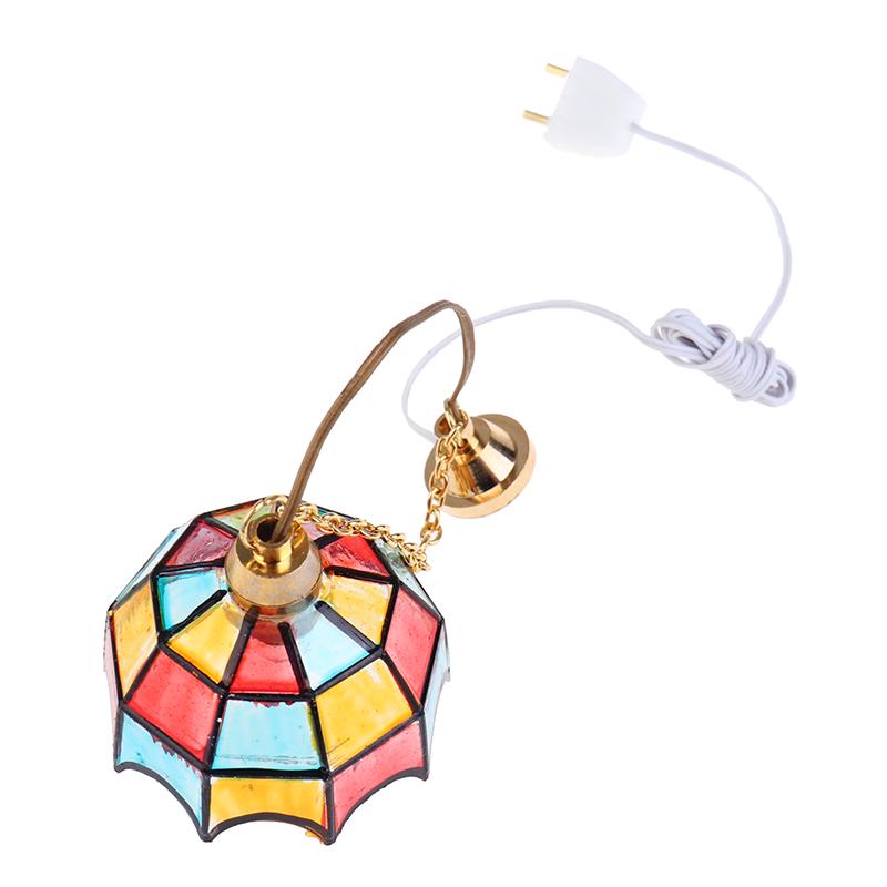 1:12 Maison de poupée Miniature Plastique Métal Rétro Lampe Lumière Alimentée par Pile Bouton Ornement Décorations de Noël