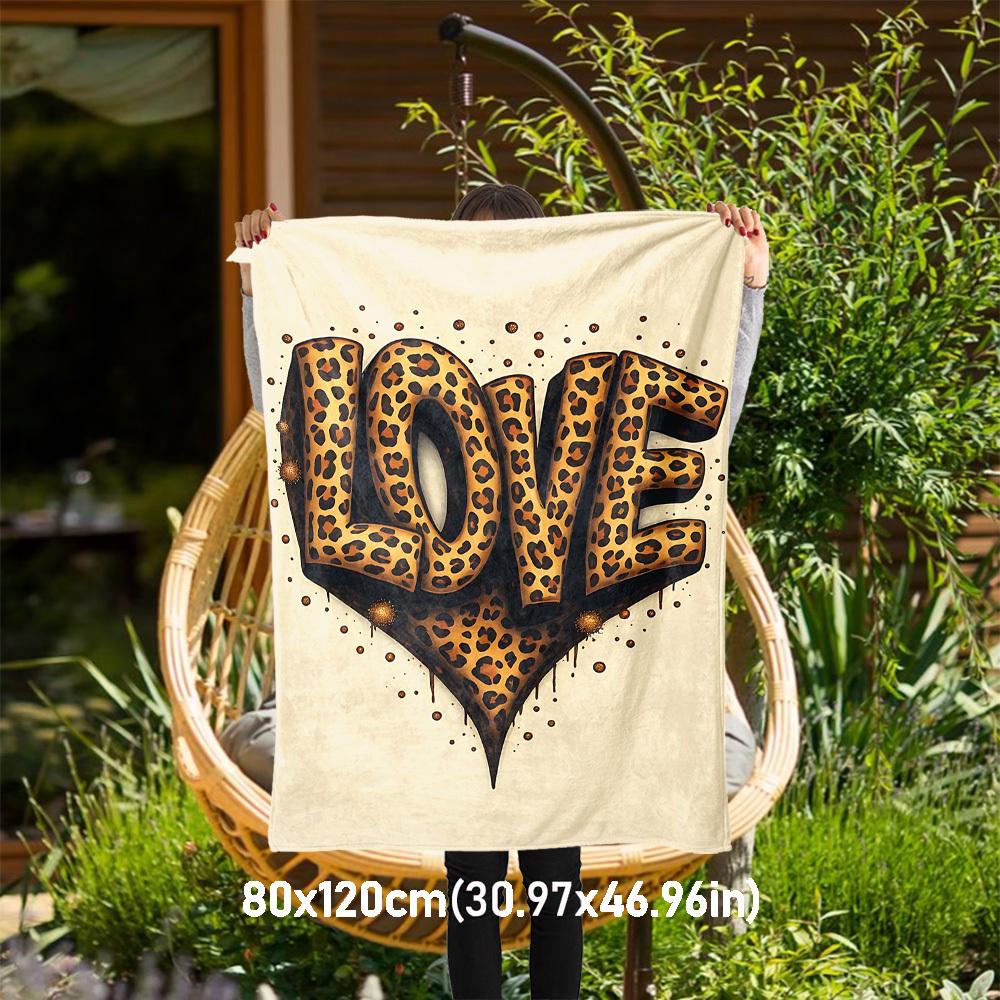 

1pc love leopard print Outdoor Flannel Blanket Soft Warm All-Season Throw for Sofa Bed Car Camping Office, Cozy Gift Idea1183S 80x120cm(31x47inch)