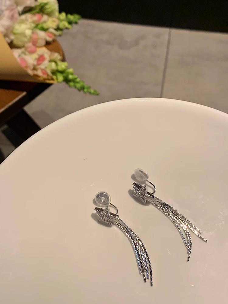 Rhinestone Butterfly Tassel Asymmetrical Earrings – Elegant Minimalist Light Luxury Design