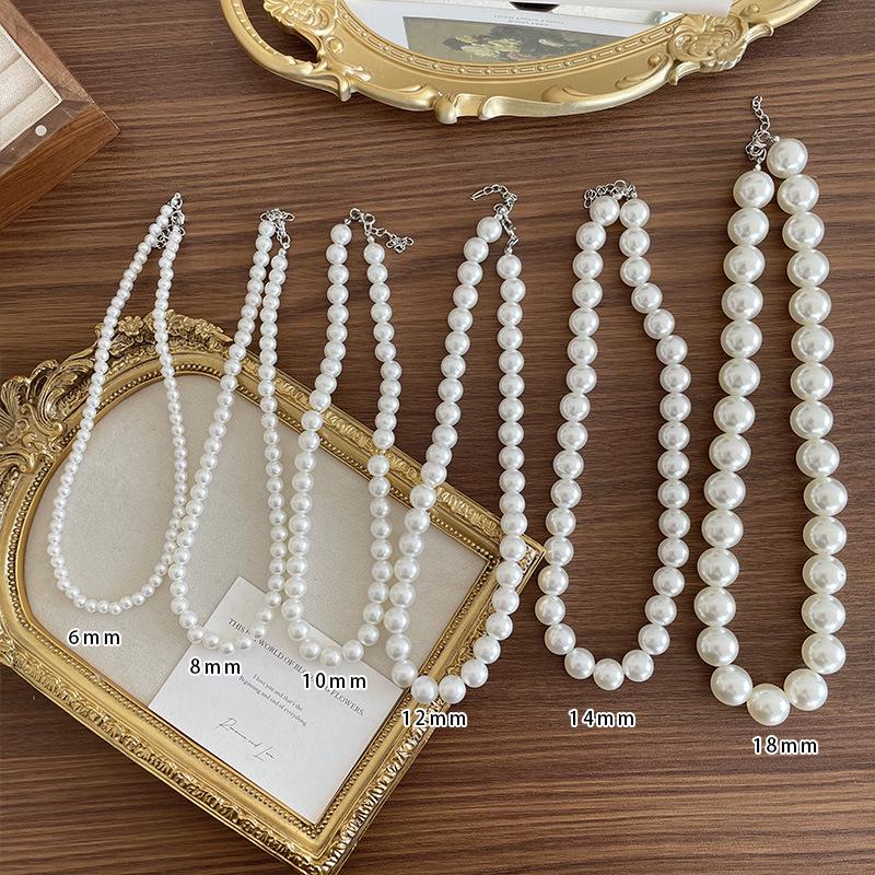 Korean Children's High-Gloss Pearl Luxury Necklace - Elegant Girl's Niche Clavicle Chain