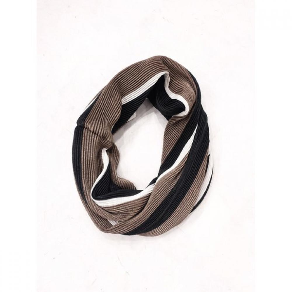 Specchio Three Tone Pleated Scarf 452 071 Single option