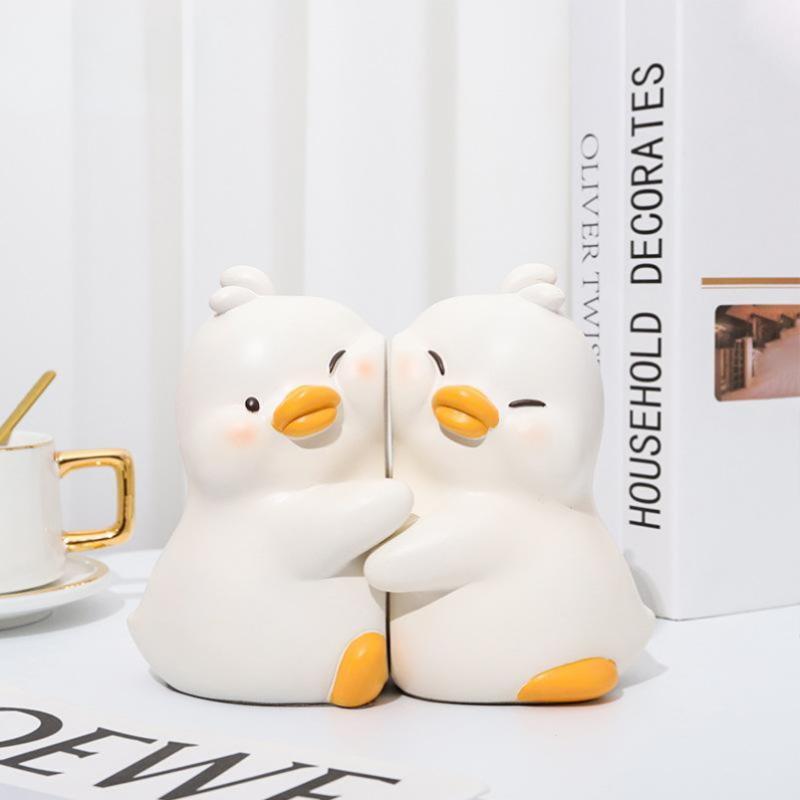 1Pcs Lovely Cartoon Duck Hugging Animal Book Ends Book Stand Holder Decorative Bookends For Desk Office Home Shelf Ornaments