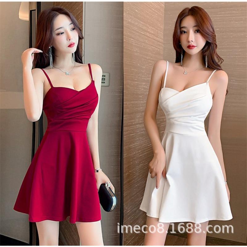 Autumn women's clothing temperament covers the stomach and closes the waist Princess nightclub light luxury sexy dress design sense niche