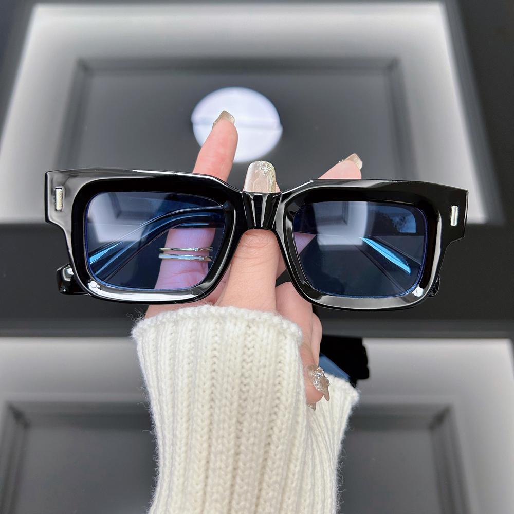 New Fashion Square Sunglasses Men Women Luxury Sun Glasses Male Female Brand Designer Candy Color Mirror Vintage