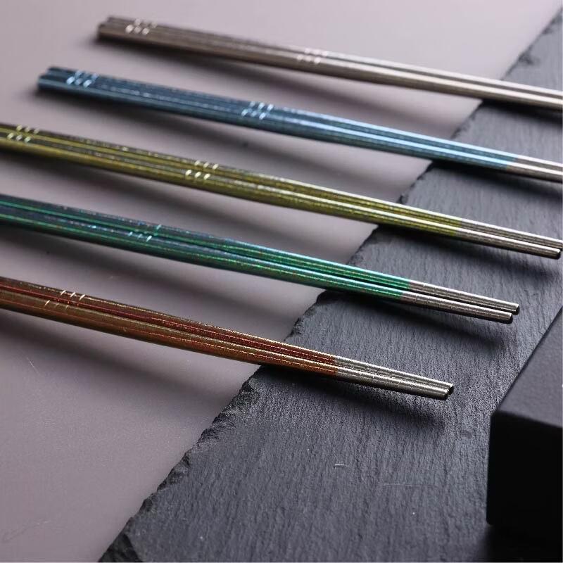 Zhuipu Colorful Titanium Chopsticks Set