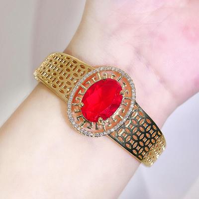 WWJ Aristocratic European Style Golden Hollow Translucent Red Green Zircon Bracelet Bangle Retro Ethnic Women's Jewelry Jewellery