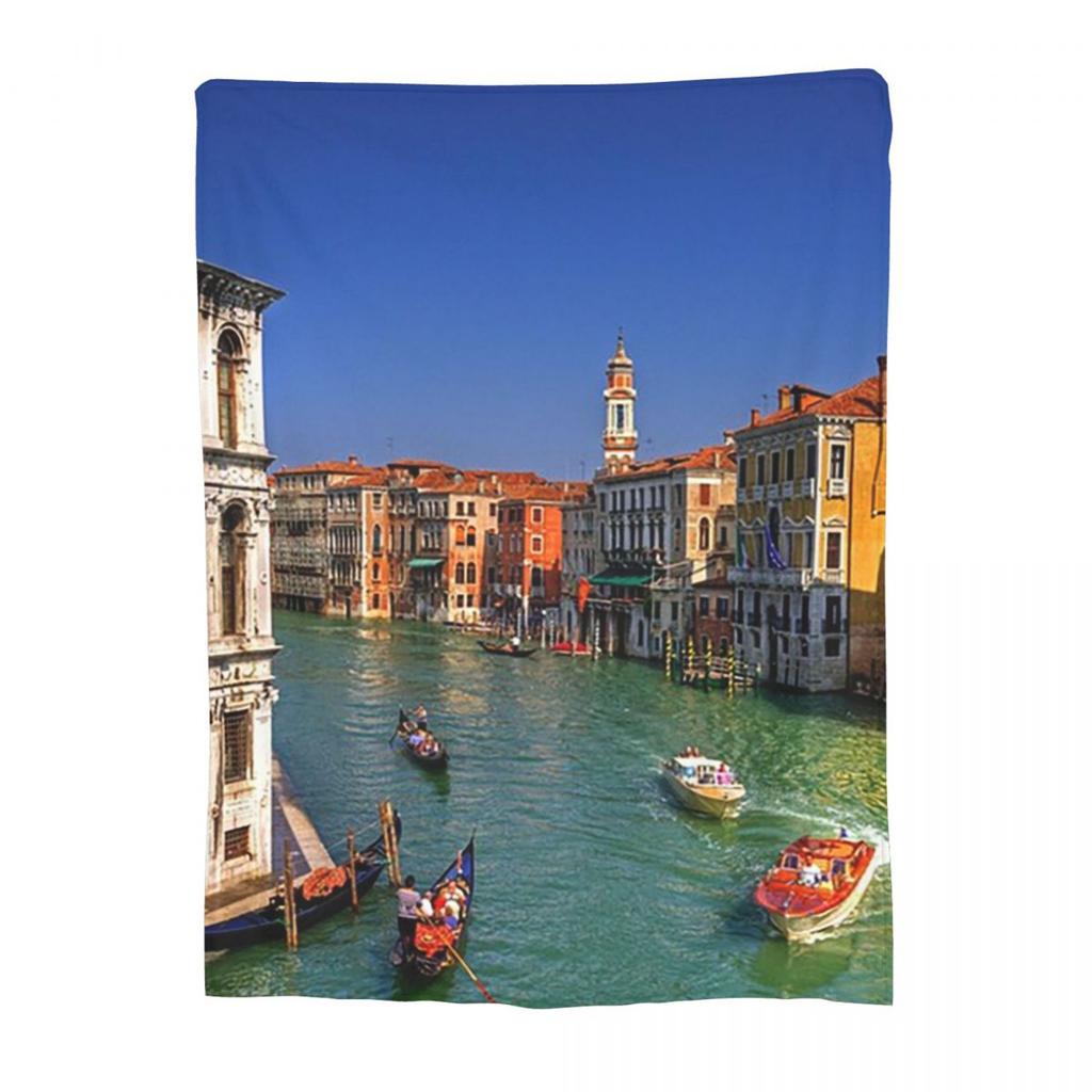 Traffic On The Grand Canal Blankets Soft Warm Flannel Throw Blanket Plush for Bed Living room Picnic Travel Home Couch