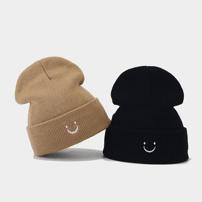 Korean Version Cute Little Smiling Face Simple Embroidery Knitted Hat for Men Women College Style Versatile Yarn Pile Cap Wholesale