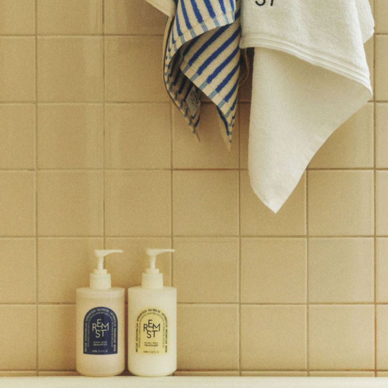 Double set of 2 shampoos and treatments