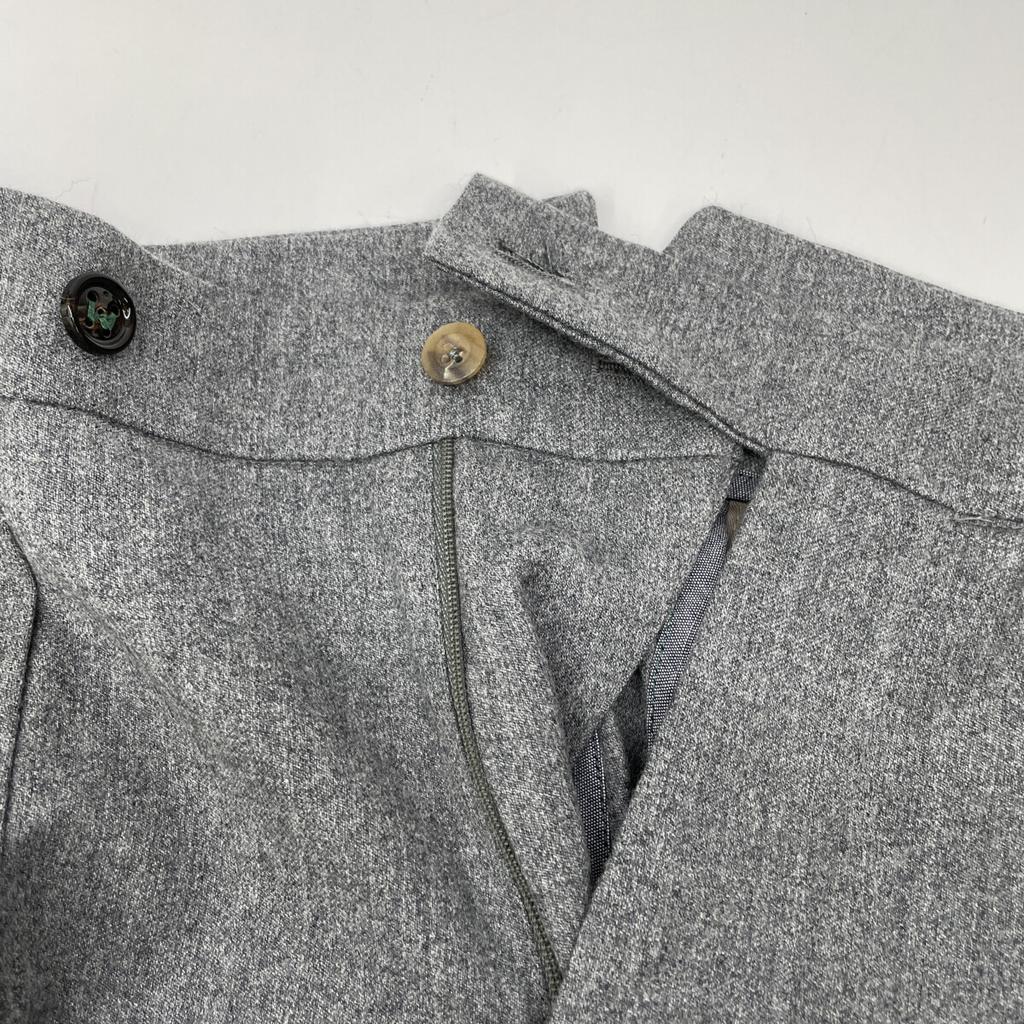 BERWICH Rb5470 Grey Scotch Wool Saxony 2-Pleated Cropped Pants Bottoms 42 grayUsed