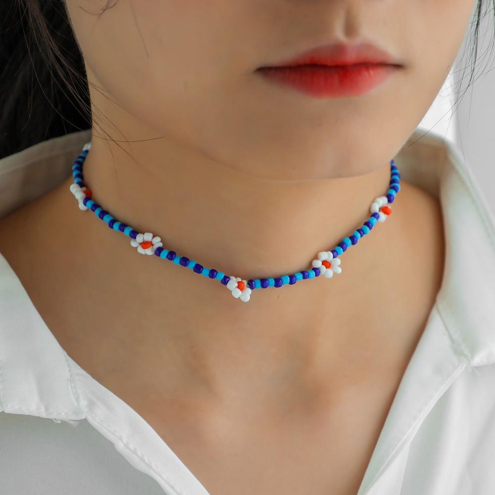 Women's Necklace Bohemian Style Handmade Seed Bead Woven Small Flower Color Clavicle Necklace