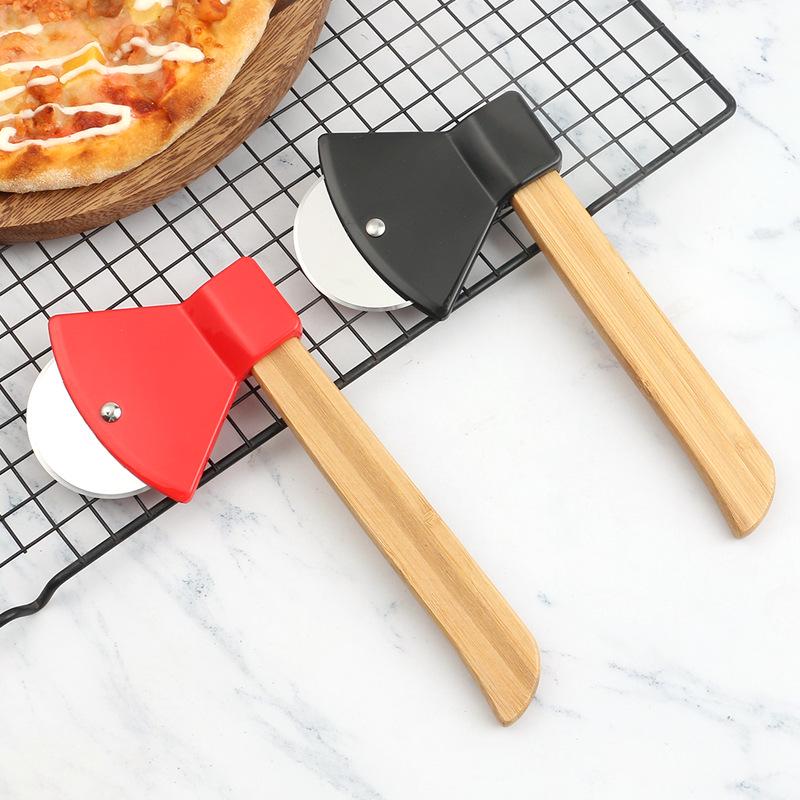Bamboo Handle Pizza Cutter Axe - Kitchen Gadget for Slicing and Baking чёрный