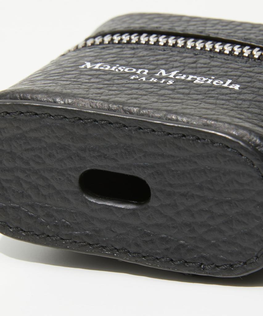 Maison Margiela AirPods Case SA1VZ0015P6421 BLACK [Used]