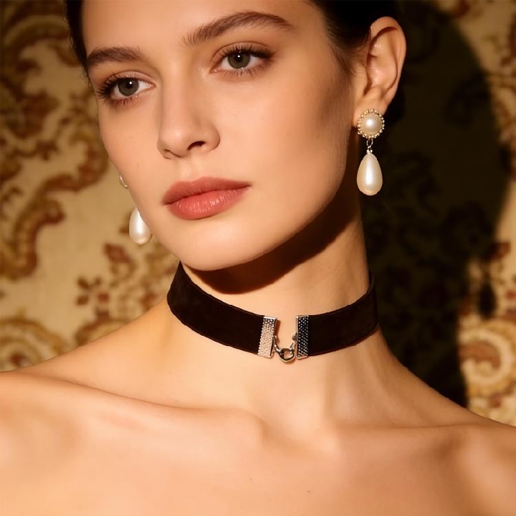 Comfortable Velvets Ribbon Necklace Adjustable Design Clavicle Chain Fashion Accessory for Sensitive Skin