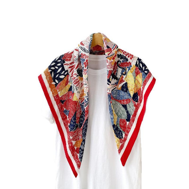 Nowy Plisowany Jedwabny Szal Twill Malowany Kwadratowy Szal dla Kobiet Szal Trójkątny Wiązany w Pasie Europejski i Amerykański Hip Modna Chustka na Głowę Szal