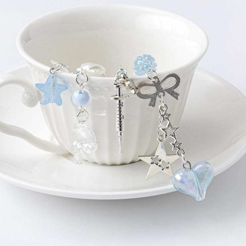 Contemporary Dolphin Keychain Metal Bag Charm Retro Design Keyring Compact Travel Accessory Pendat Bag Pendant